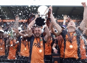 1xBit体育网址-英国篮球队披荆斩棘夺得国际冠军称号