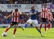 1xBit体育网站-关于比利亚雷亚尔主场失利，球队状态下滑的信息