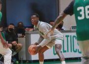 1xBit体育官网-队长独揽45分绿军获胜