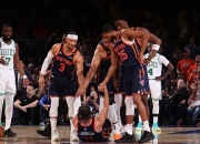 1xBit体育在线-黑夜之狼球队夺冠，成功捧得冠军奖杯