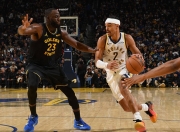 1xBit体育网站入口-步行者外线进攻发挥出色，击败对手