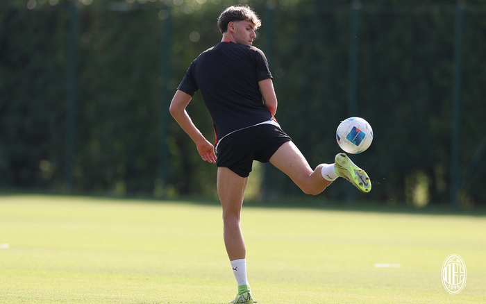 AC米兰备战新赛季，队内训练强度大幅提升的简单介绍