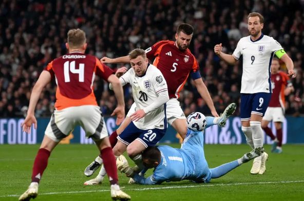 激烈角逐!欧洲国家杯赛掀起搏杀之战的简单介绍 激烈角逐!欧洲国家杯赛掀起搏杀之战的简单介绍