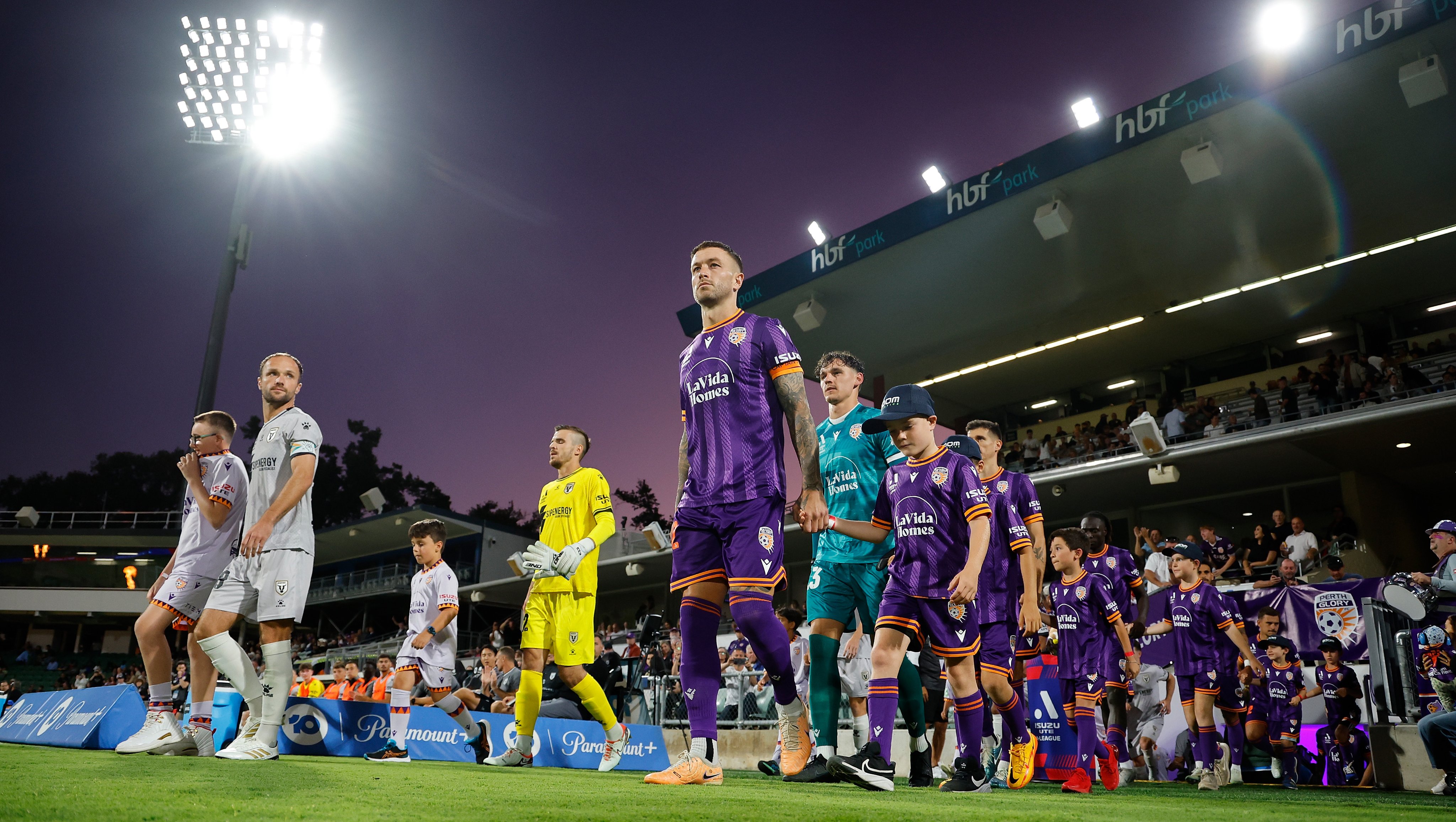 图卢兹客场失利,球队状态低迷的简单介绍 图卢兹客场失利,球队状态低迷的简单介绍