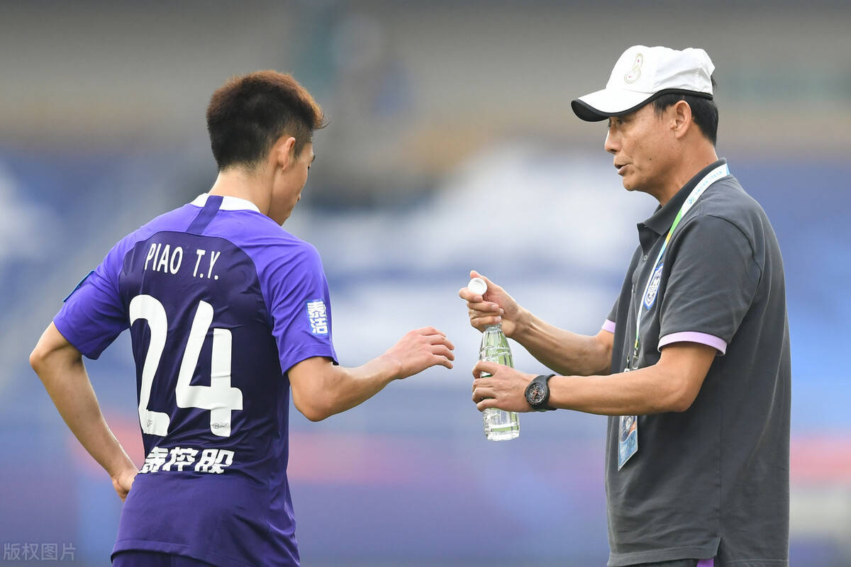 南部球队实现全华班首胜，备受关注